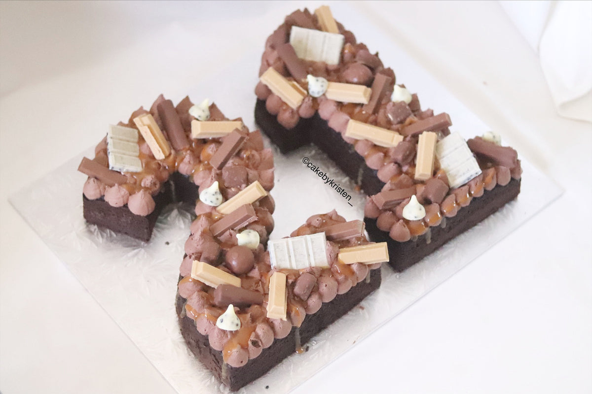 Number or Letter Cake – Cake by Kristen